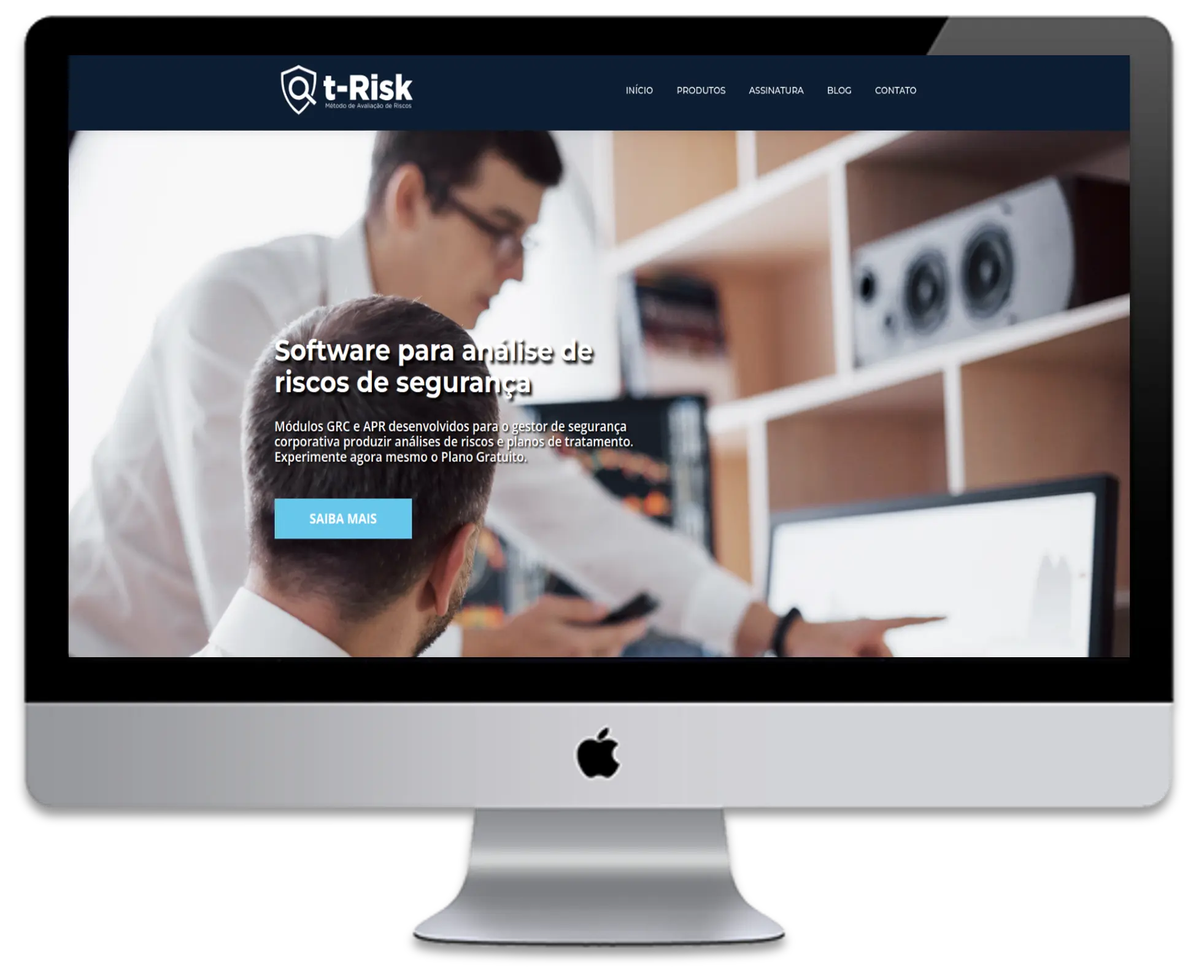 Tela de um computador na página inicial do site da t-Risk